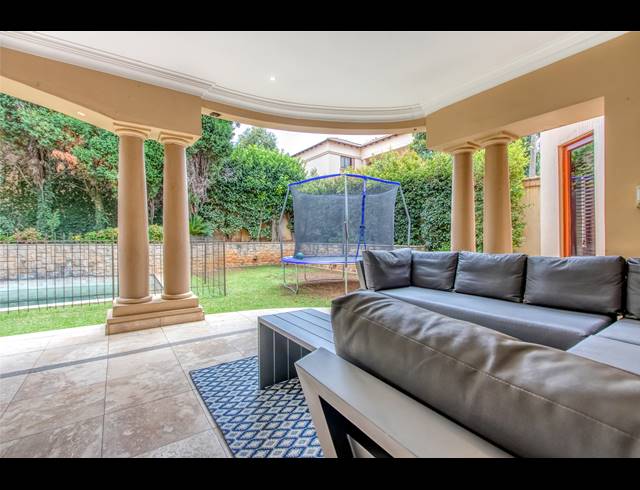 4 BEDROOM HOUSE FOR SALE IN BRYANSTON